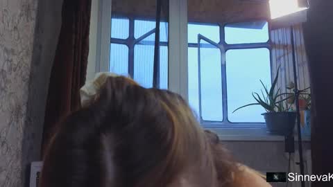 Hi there i am Eva and i wish create a nice community with you so join my Ticket Show for more pleasure online show from November 11, 10:15 am