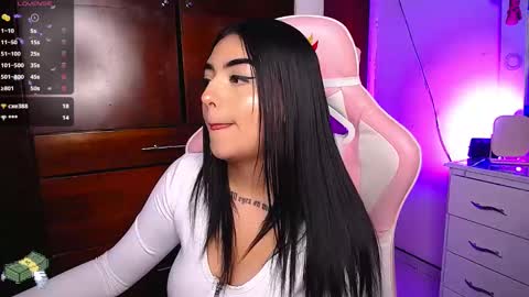 Eva  online show from February 8, 2:58 am