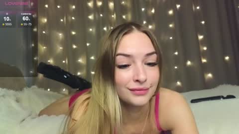 Snapshot of eva_vex chatting on December 27, 4:32 pm Hello Im Eva online show from December 27, 4:32 pm