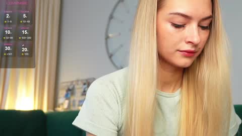 Snapshot of eva_vex chatting on February 5, 8:43 am Hello Im Eva online show from February 5, 8:43 am