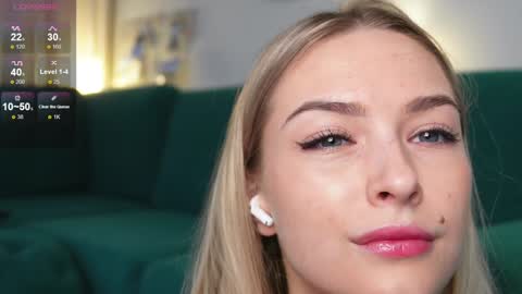 Snapshot of eva_vex chatting on February 6, 9:53 am Hello Im Eva online show from February 6, 9:53 am