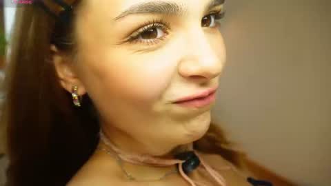 Hello my name is Eva its my first day here online show from July 10, 9:23 am