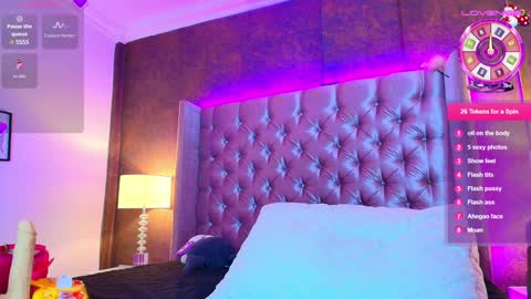 EVA CLOEE online show from January 16, 11:59 pm