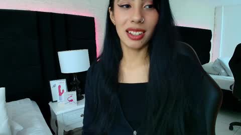 EVA CLOEE online show from September 26, 4:49 am