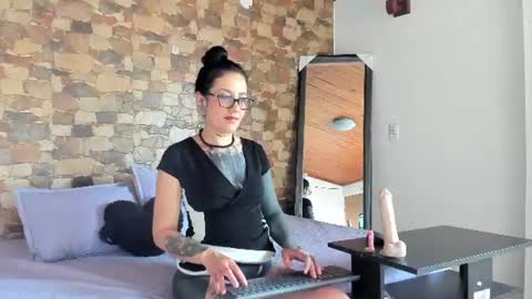 Eva online show from June 9, 1:34 pm