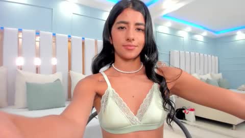 Eva online show from October 17, 9:17 pm