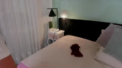 Snapshot of evaa_stevens chatting on September 16, 1:23 pm julieth online show from September 16, 1:23 pm