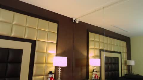 evaafoxxy_ online show from December 19, 6:01 pm