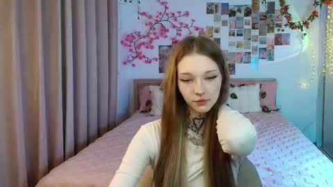 Snapshot of evaasilence chatting on March 12, 1:28 pm evaasilence online show from March 12, 1:28 pm