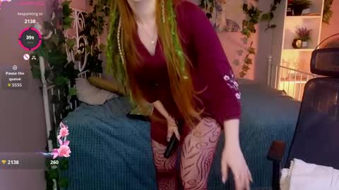 Snapshot of evabellea chatting on June 9, 2:39 pm EvaBellea online show from June 9, 2:39 pm