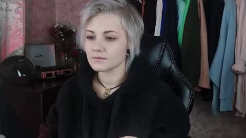 Eva Brownie online show from January 29, 8:18 am