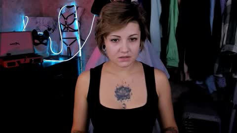 Eva Brownie online show from October 2, 9:49 am