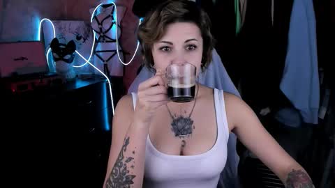 Eva Brownie online show from October 21, 2:51 pm