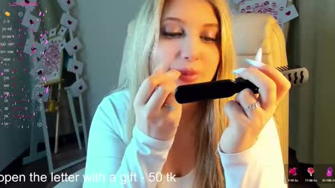 Eva  online show from February 18, 2:49 am