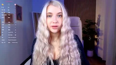 Snapshot of evacadooo chatting on May 11, 2:50 am Eva online show from May 11, 2:50 am