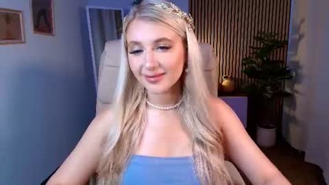 Eva  online show from June 20, 2:58 am