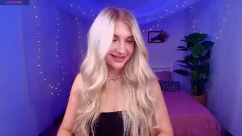 Eva  online show from July 23, 3:04 am