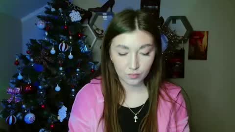 Snapshot of evachaturbatte chatting on November 3, 10:38 am Evachaturbatte online show from November 3, 10:38 am