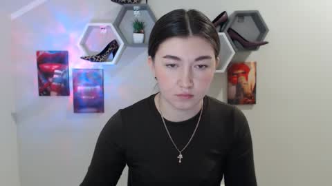 Snapshot of evachaturbatte chatting on February 13, 8:32 am Evachaturbatte online show from February 13, 8:32 am