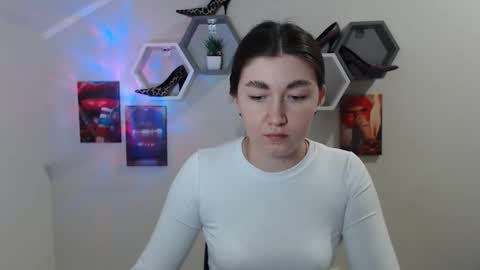 Snapshot of evachaturbatte chatting on February 15, 6:15 pm Evachaturbatte online show from February 15, 6:15 pm