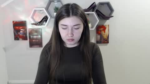 Snapshot of evachaturbatte chatting on February 16, 6:15 pm Evachaturbatte online show from February 16, 6:15 pm