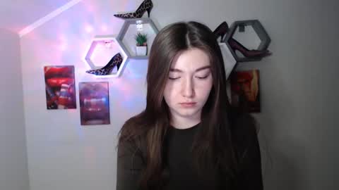 Snapshot of evachaturbatte chatting on February 17, 6:21 am Evachaturbatte online show from February 17, 6:21 am