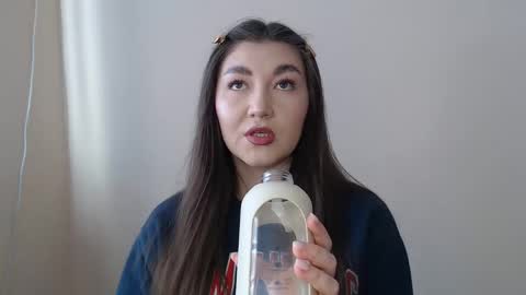 Snapshot of evachaturbatte chatting on March 16, 8:18 am Evachaturbatte online show from March 16, 8:18 am