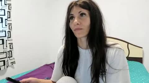 hornycrissyyourlove online show from July 12, 3:41 am