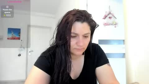 evadiana8484 online show from May 9, 8:52 am