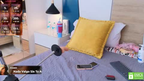 Evadne online show from September 16, 6:53 pm