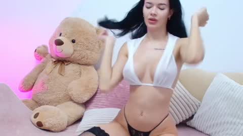 Snapshot of evaeilish chatting on February 26, 6:47 am Eva online show from February 26, 6:47 am