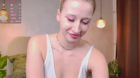 Lolli  online show from February 20, 9:26 pm