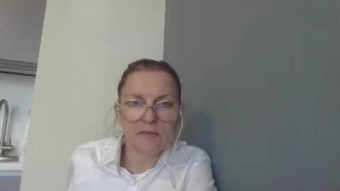 evaglad online show from September 19, 7:32 am