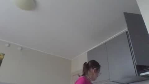 evaglad online show from September 22, 12:18 pm