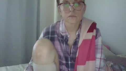 evaglad online show from October 7, 10:34 am