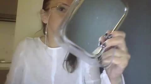 evaglad online show from October 12, 8:08 pm