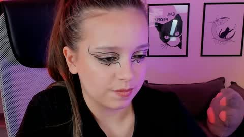 Eva online show from March 27, 9:10 am