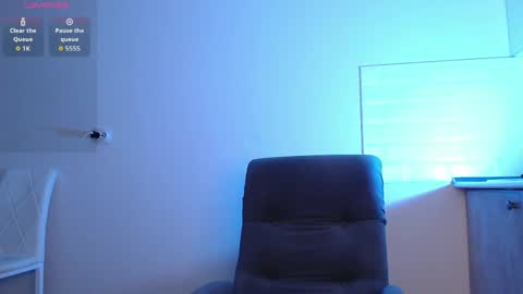 Snapshot of evahailey_ chatting on March 29, 4:45 am Eva online show from March 29, 4:45 am