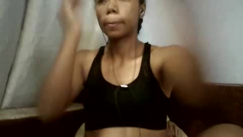 evahaldy online show from February 4, 6:03 pm