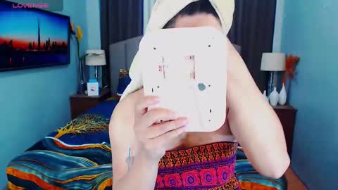 evahir online show from March 8, 10:54 am