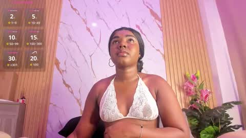 EvaJohnss online show from October 6, 12:35 pm