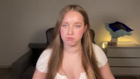 Eva online show from June 26, 8:57 pm