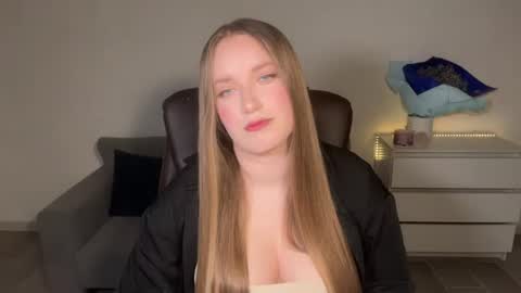 Eva online show from July 4, 8:04 pm