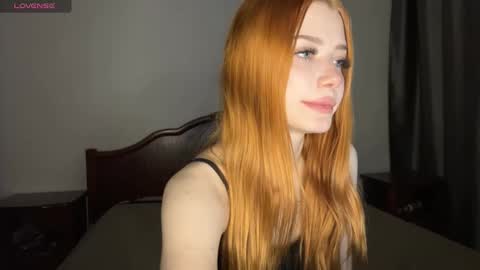 Snapshot of evakettystar chatting on March 18, 3:37 pm evakettystar online show from March 18, 3:37 pm