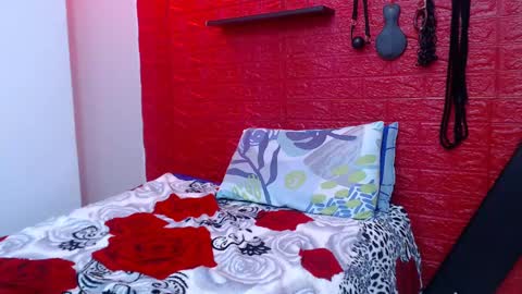 evale online show from January 30, 4:27 am