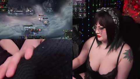 Eva  online show from November 22, 2:43 am