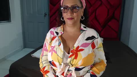 Eva Mills online show from February 7, 7:38 pm