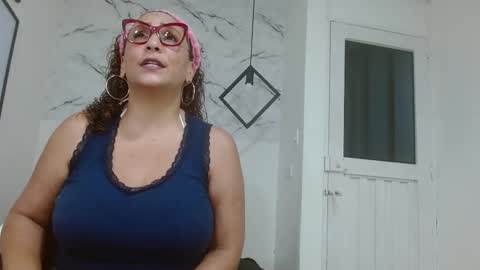 Eva Mills online show from November 3, 8:54 pm