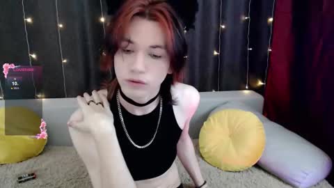 Snapshot of evan_reinhart chatting on November 17, 9:31 pm evan_reinhart online show from November 17, 9:31 pm