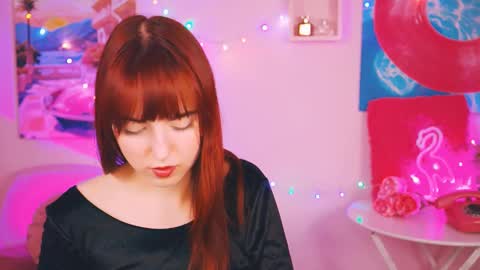 Eva  online show from December 14, 12:44 pm